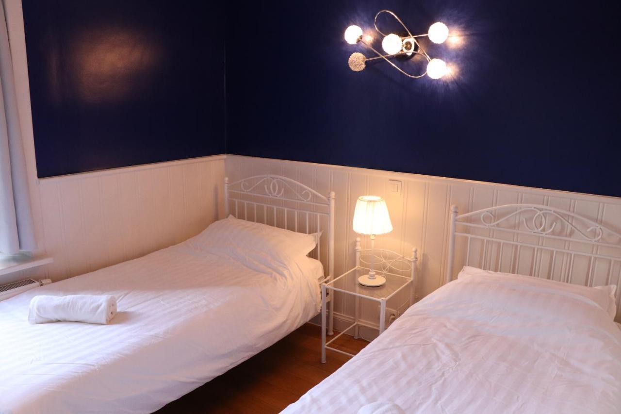 Hostel Lybeer Private Rooms Just For Two! Bruges Exterior photo